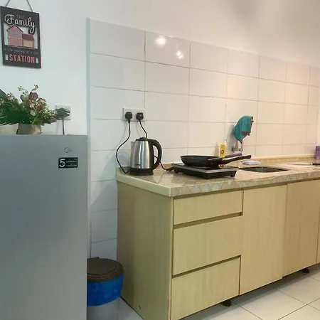 Tiara Imperio 两间房适合一家人住, 舒适和干净环境 Apartment Bangi Exterior photo